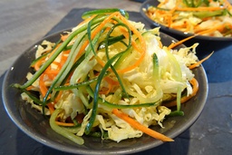 Salade de crudités à la Thaï